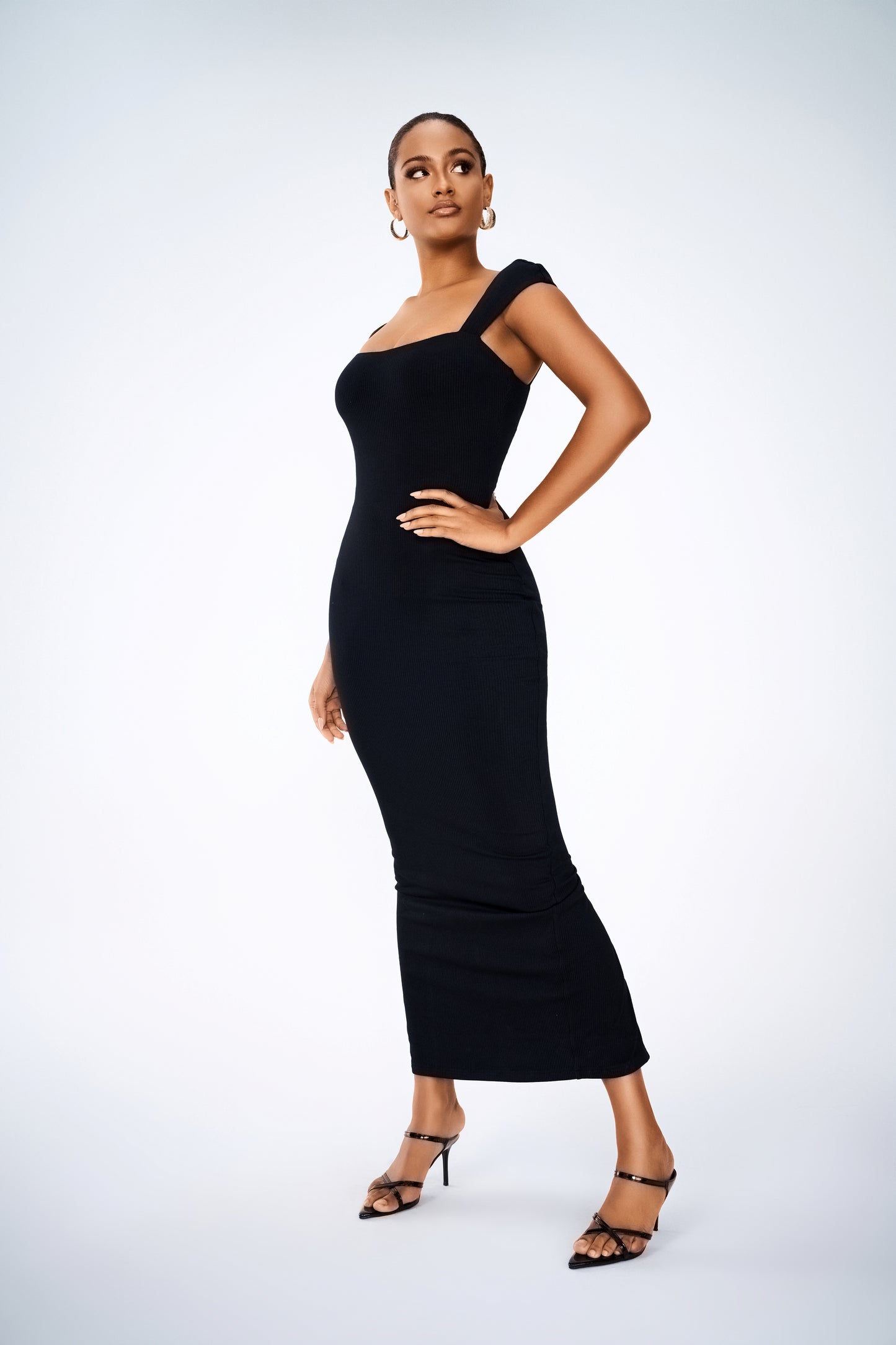 Off-Shoulder Formal Maxi Dress – Elegant Evening & Party Gown