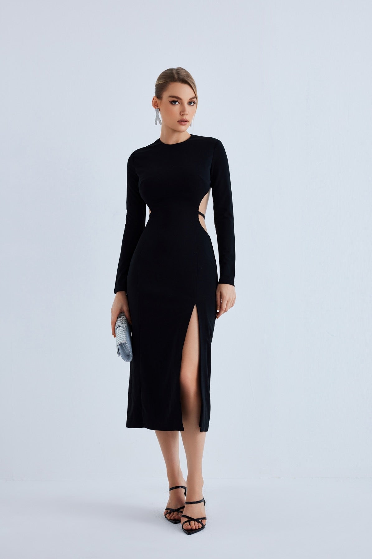 Backless Round Neck Long Sleeve Tie Back Dress